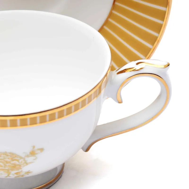 Gilded Iris 24k Gold Brushed Porcelain Tea Set With Tea Pot (Gold) - Seventeen Piece Set media 10