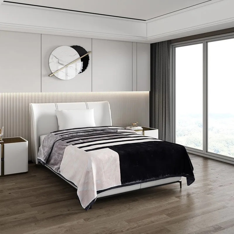 Monte Carlo Midnight Harmony Blanket - 950 GSM media 1