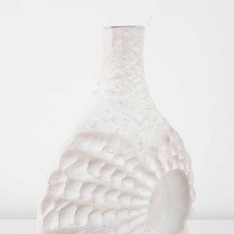 Counch Call Vase - White media 3