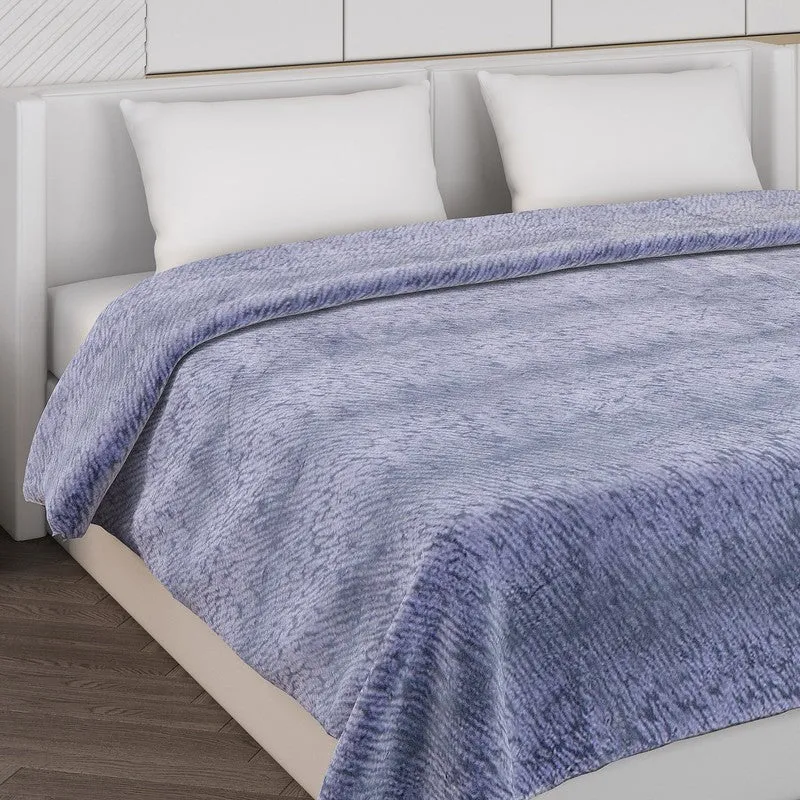 Monte Carlo Azure Dreamscape Blanket (Lavender) - 850 GSM media 4