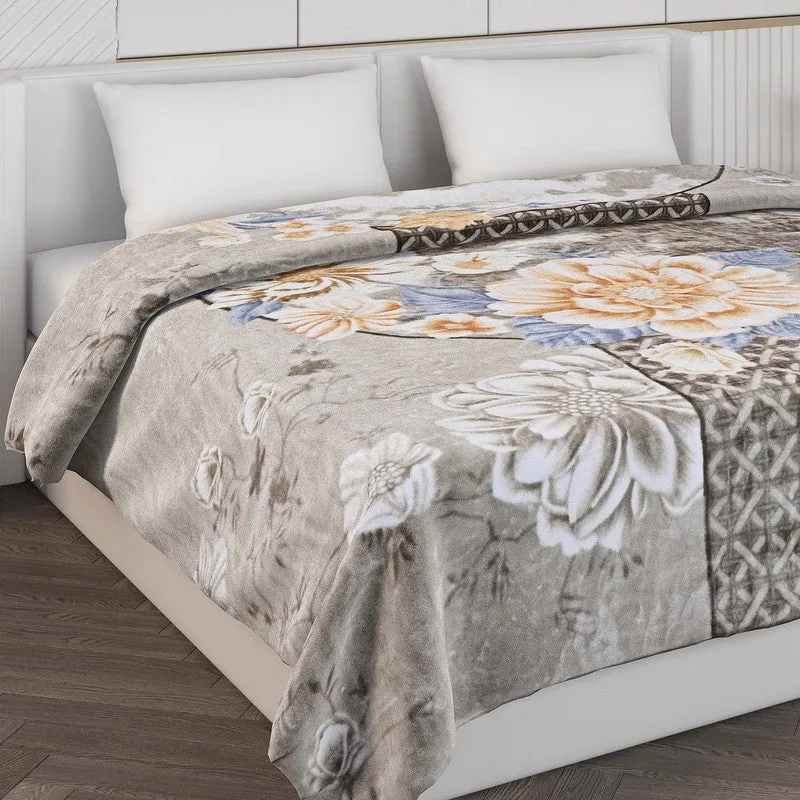 Monte Carlo Floral Dreamscape Blanket - 900 GSM media 5