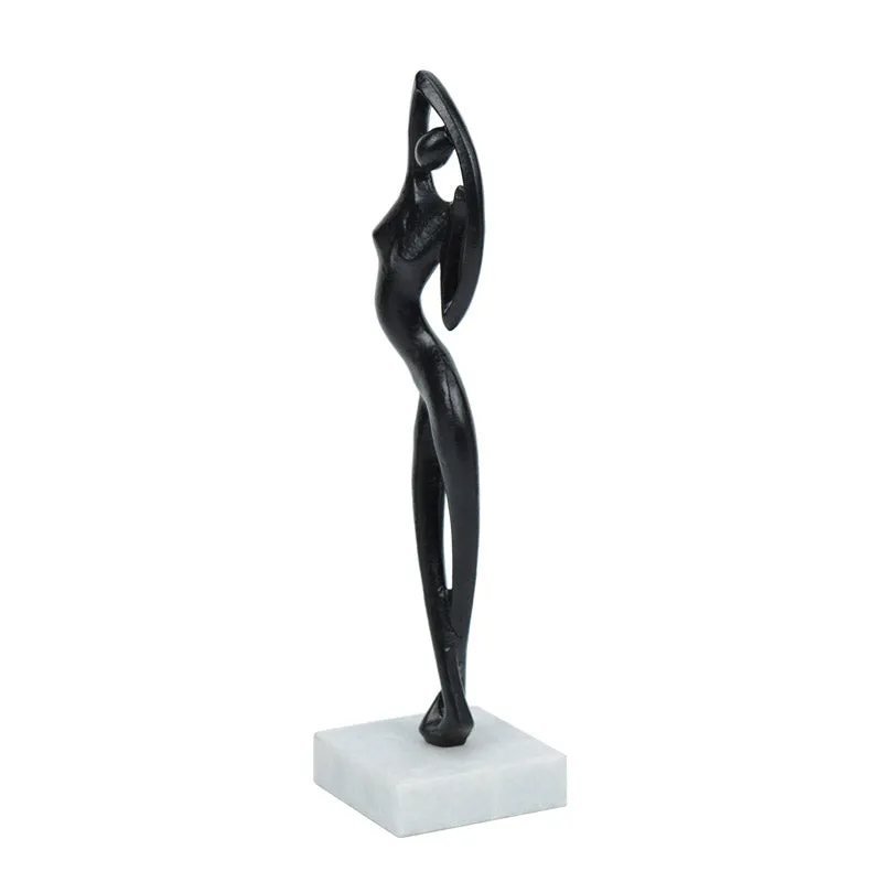 Stretch Shape Showpiece - Black media 3