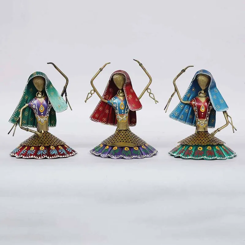 Dancing Ladies Ethnic Showpiece - Set Of Three media 4