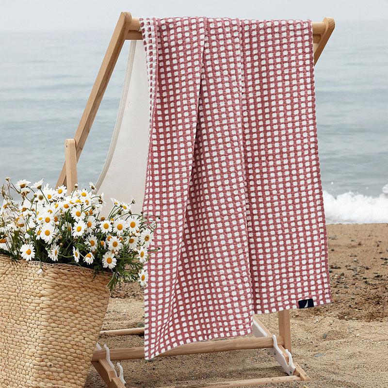 Nautica Feather Dots Cotton Bath Towel - Dusty Pink media 3