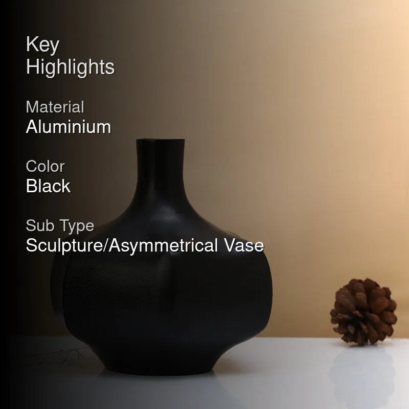 Craggu Metal Vase - Black media 2