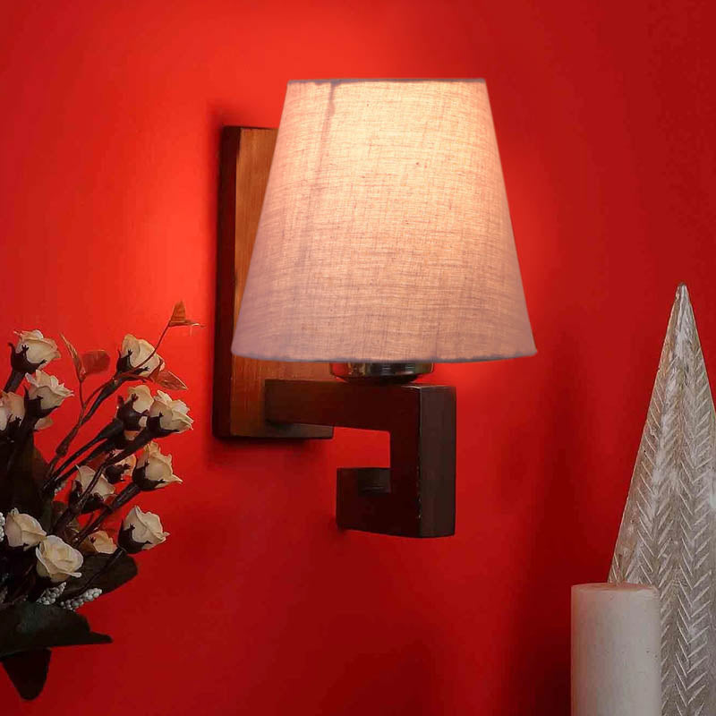 Roz Conical Wooden Wall Lamp