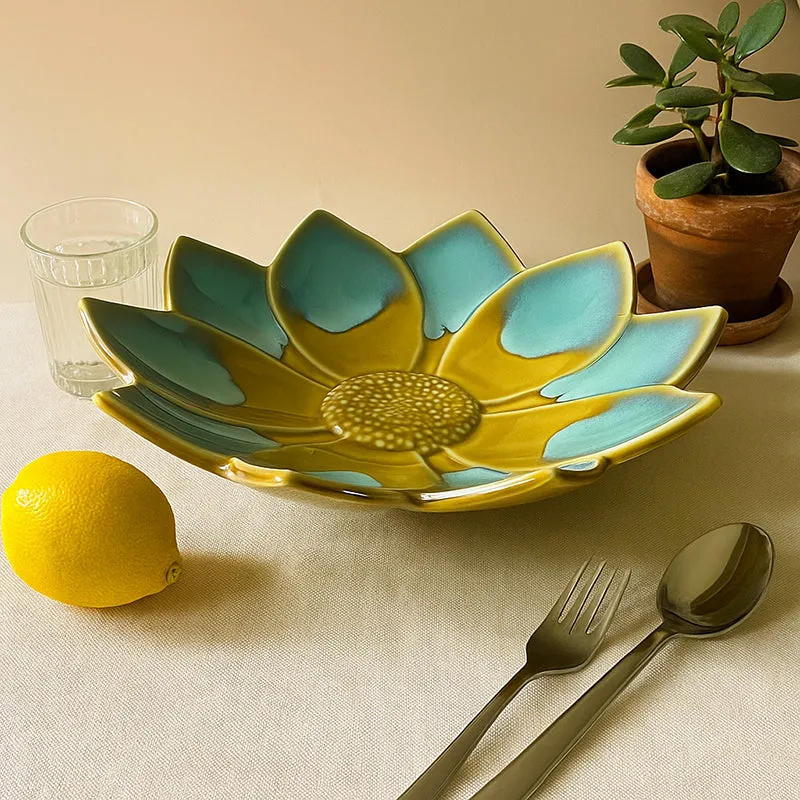 Round Leaf Ceramic Platter media 4