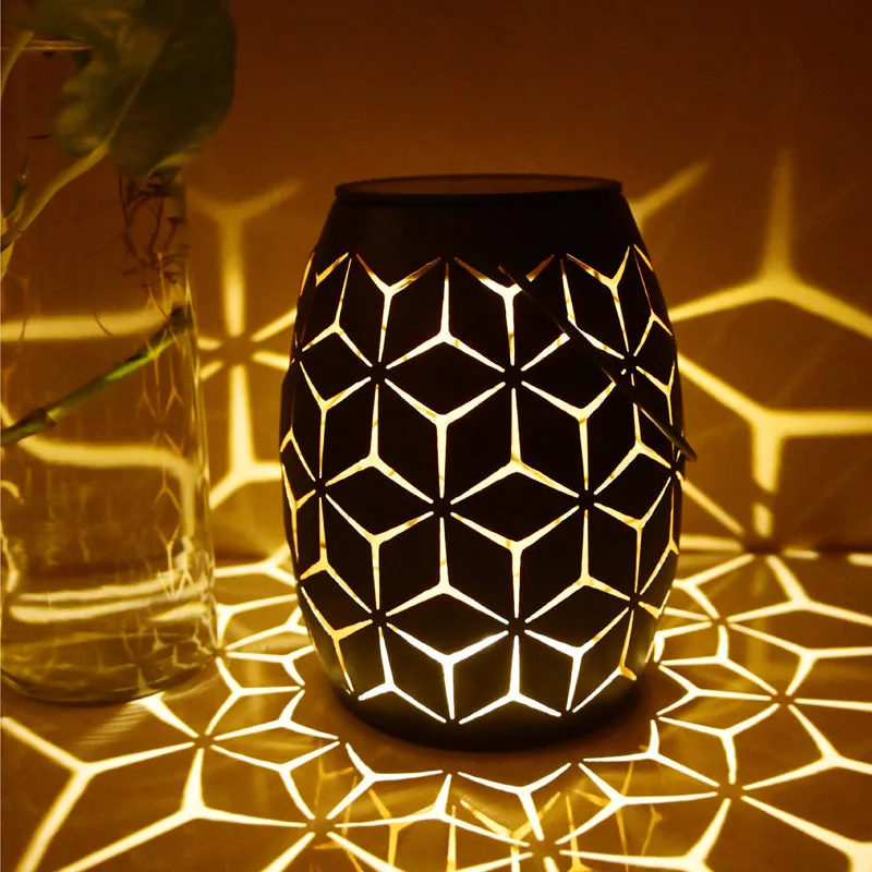 Zayya Solar Metal Table Lamp - Black media 3