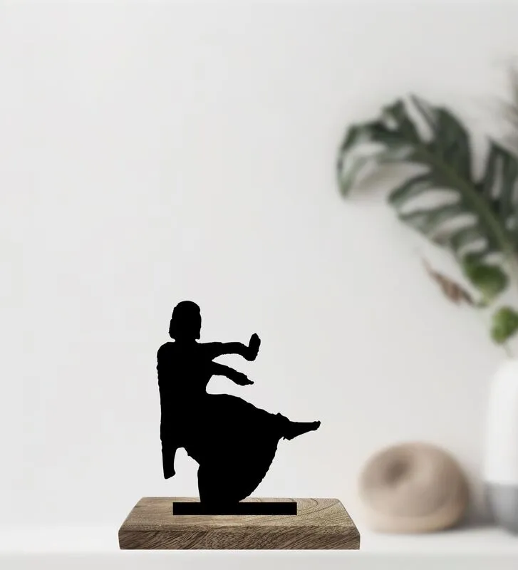 Ballet Kathak Fusion Iron Showpiece - Set Of Two media 5