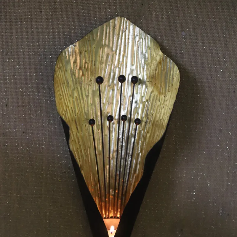 Tulip Touch Wall Candle Holder - Gold media 5