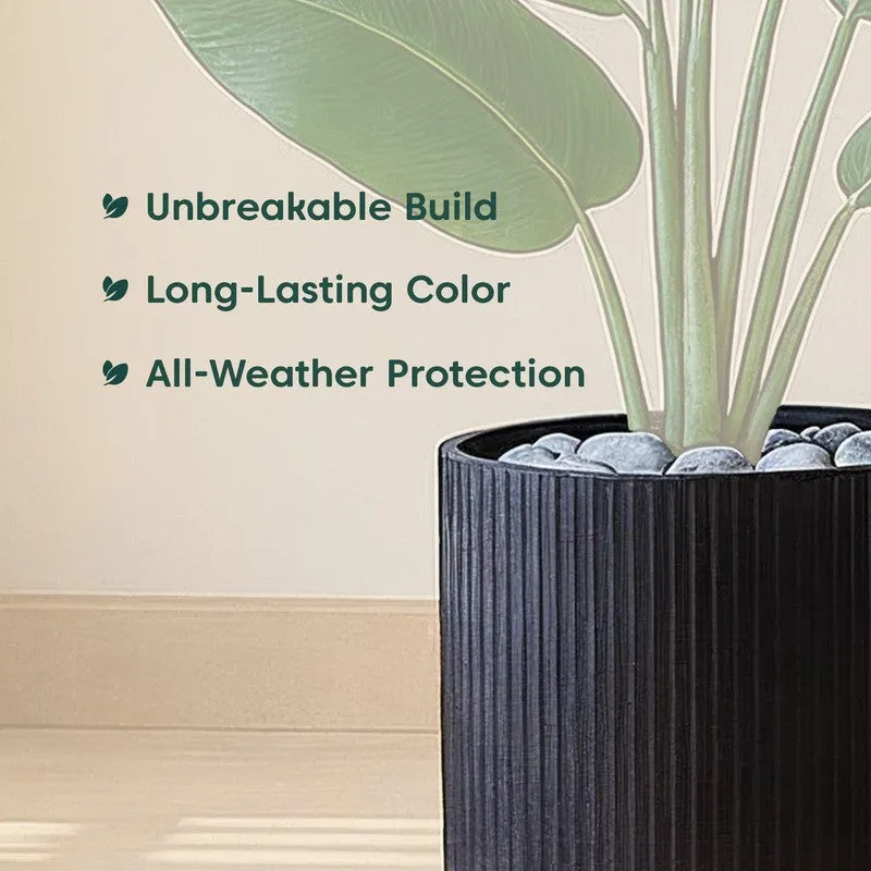 Kyari Manhattan Bloom Fiberglass Planter media 7