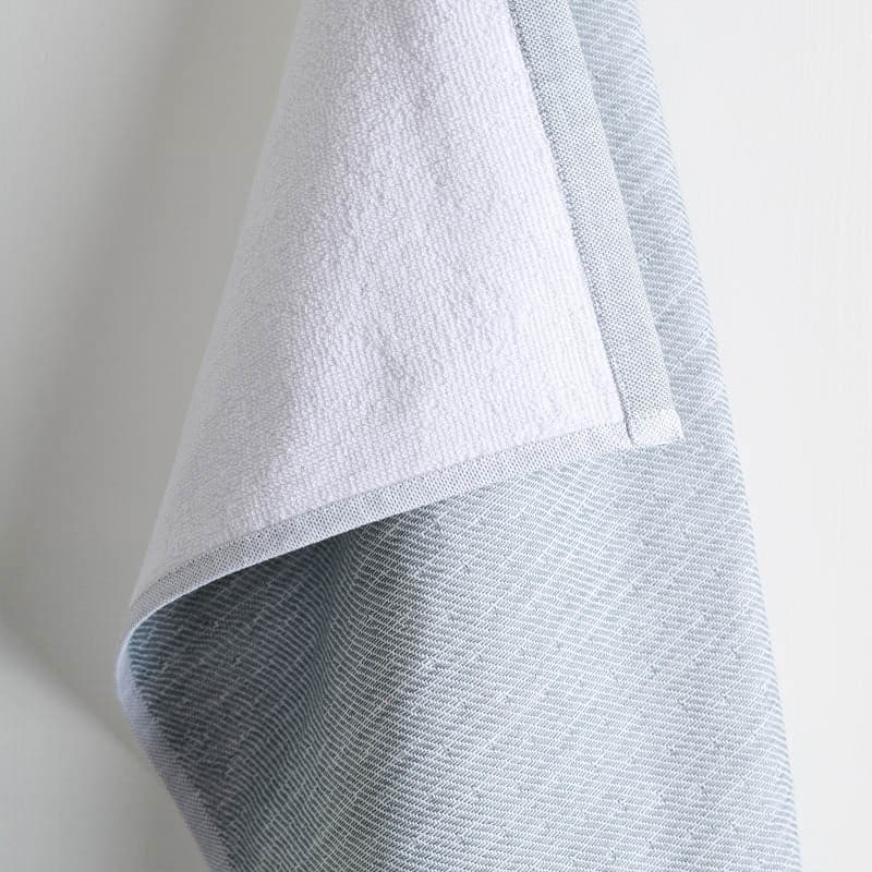 Pure Eartha Bamboo Bath Towel - Ash media 3