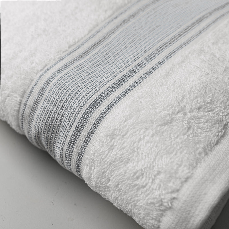 Micro Cotton LuxeDry Comfort Bath Towel - White & Black media 4