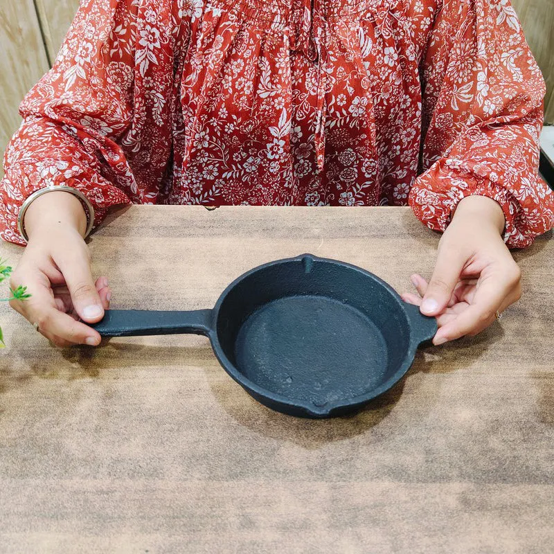 CrispNova Cast Iron Frying Pan - 400 mL media 7