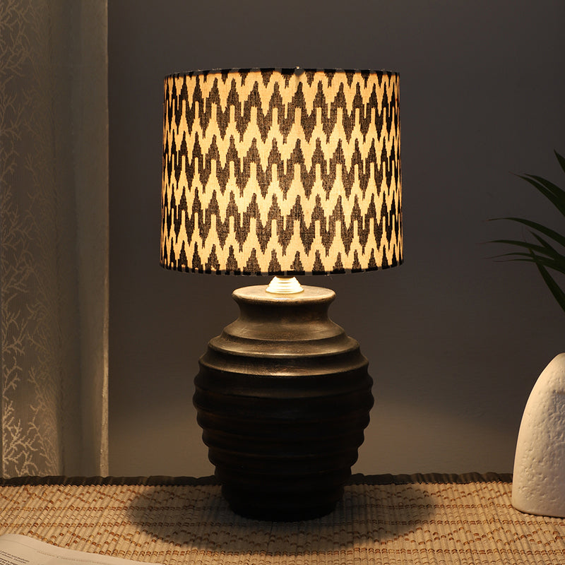 Chevronic Palmer Printed Mango Wood Table Lamp - Black,White