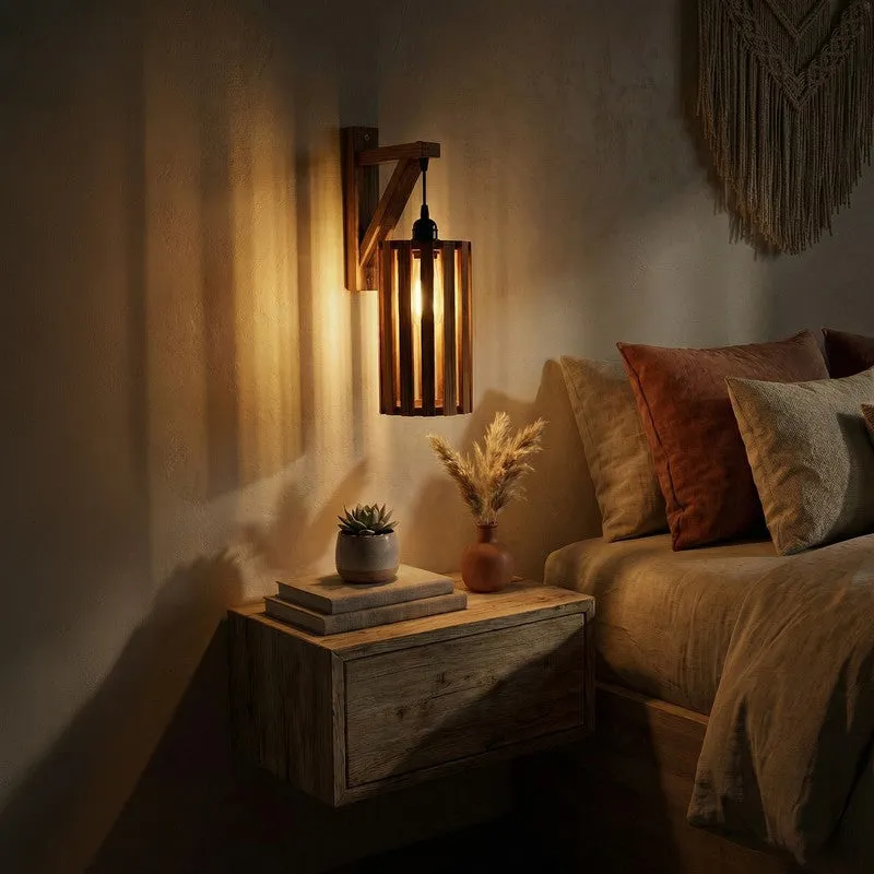 LinearStripe Wooden Wall Lamp - Brown media 1
