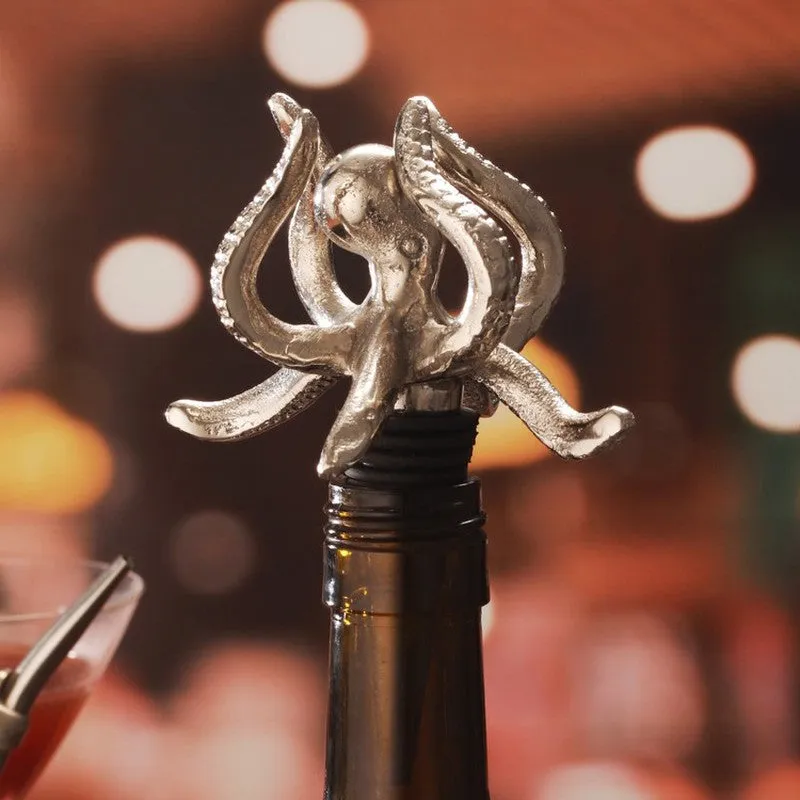 Liora Bottle Stopper media 3