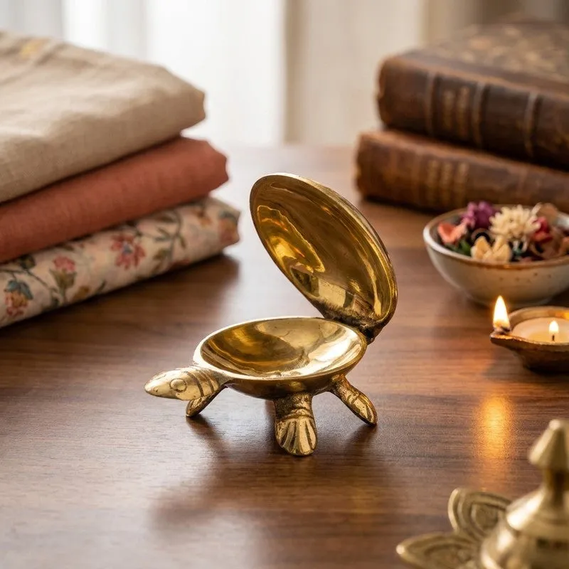 Kurma Harmony Brass Turtle media 3