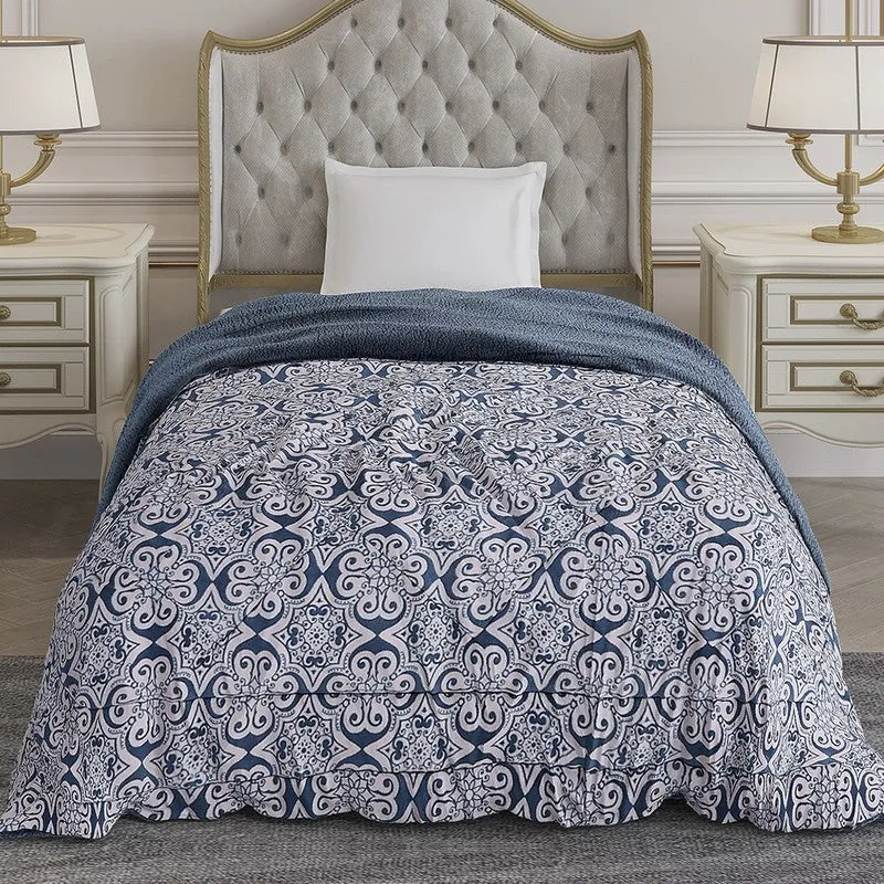 Monte Carlo Navy Elegance Comforter - 1114 GSM media 1