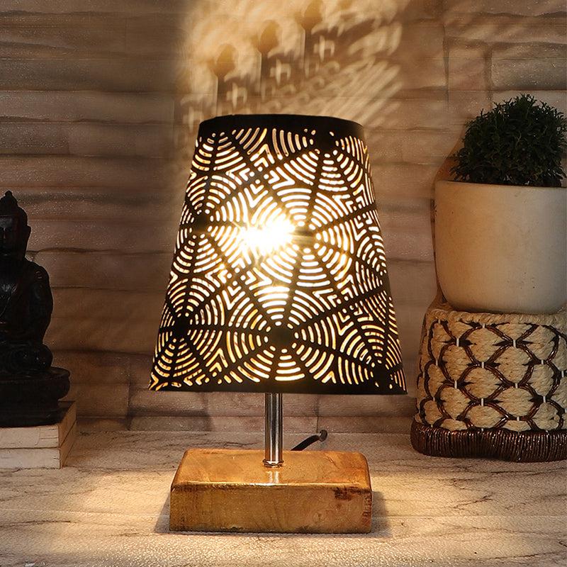 Niksha Etched Metal Table Lamp - Black