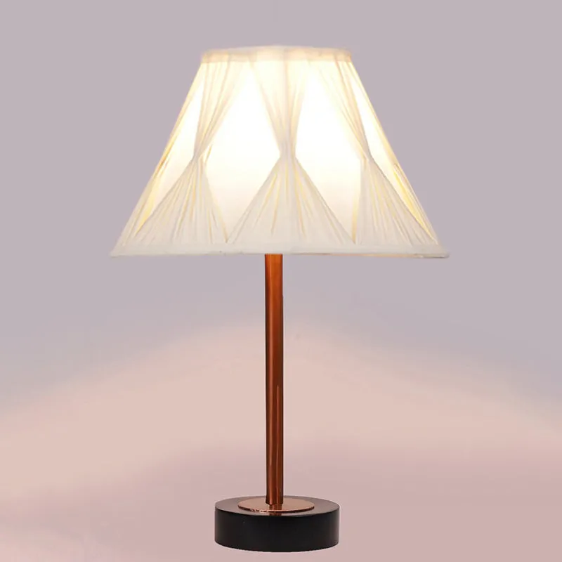Pleatra Pinch Rodin Wooden Table Lamp - Ivory,Copper,Black media 5