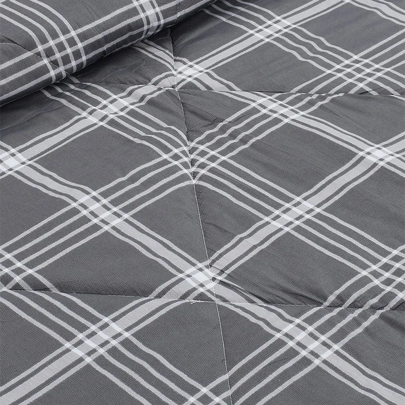 Shelly Geomatric Bedding Set media 4