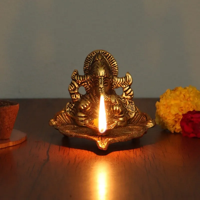 Vighnaharta Jyoti Diya - Gold media 4