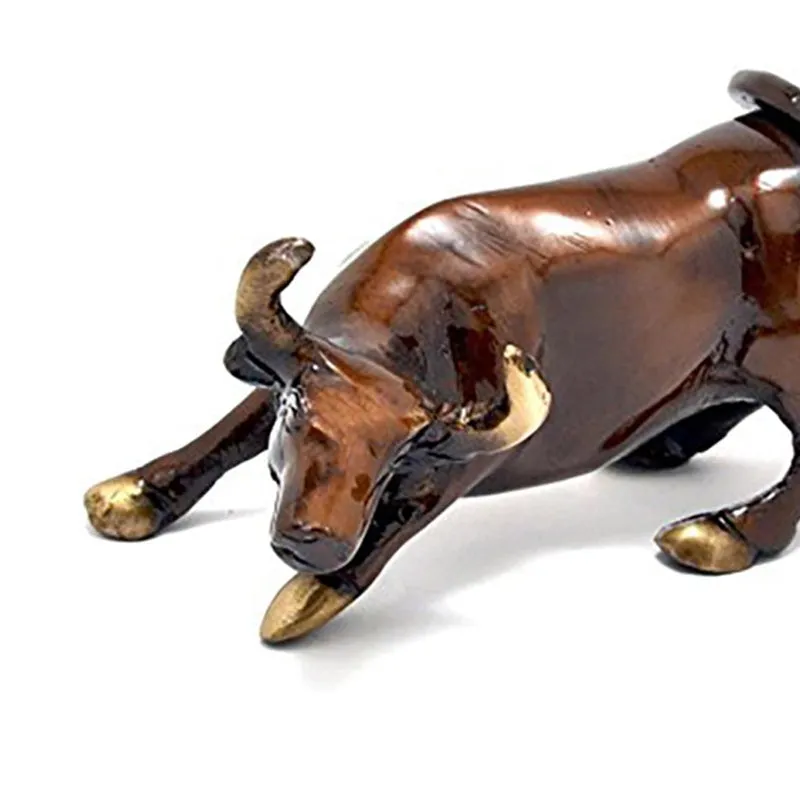 Bull Charge Showpiece media 5