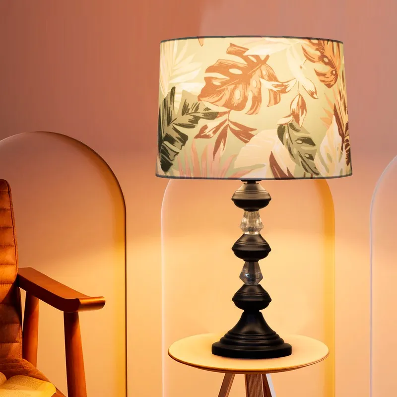 FoliageNest Light Metal Table Lamp media 1