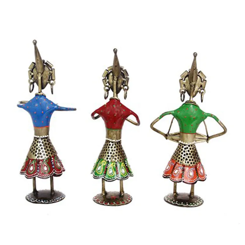Vibrant Troupe Showpiece - Set Of Three media 4