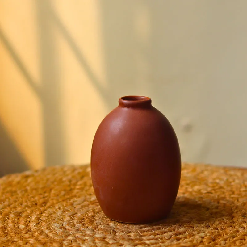 Violante Ceramic Vase media 4