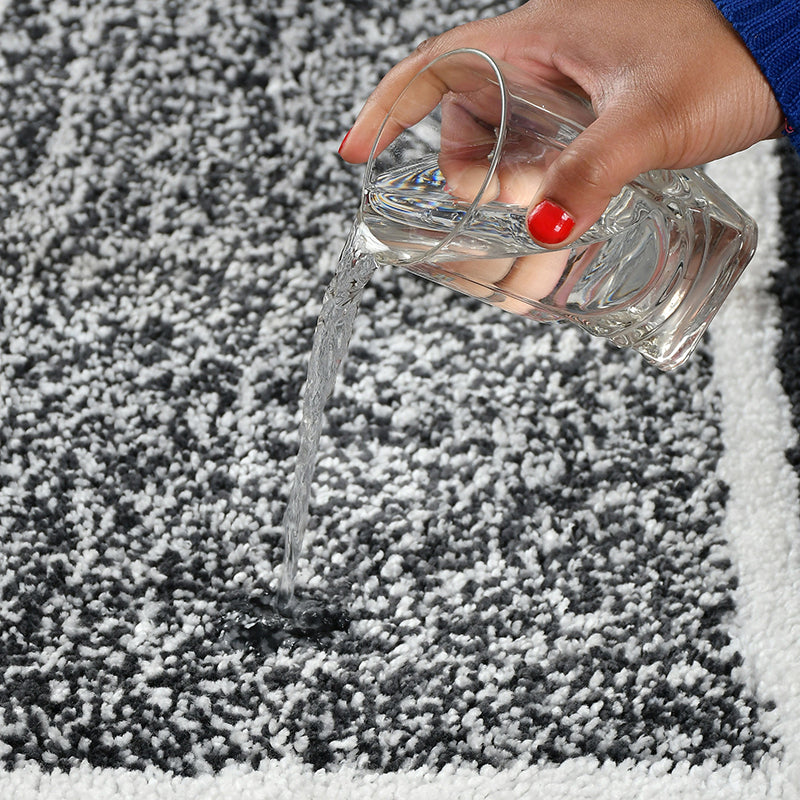 Luxe Anti Skid Bath Mat - Grey media 7