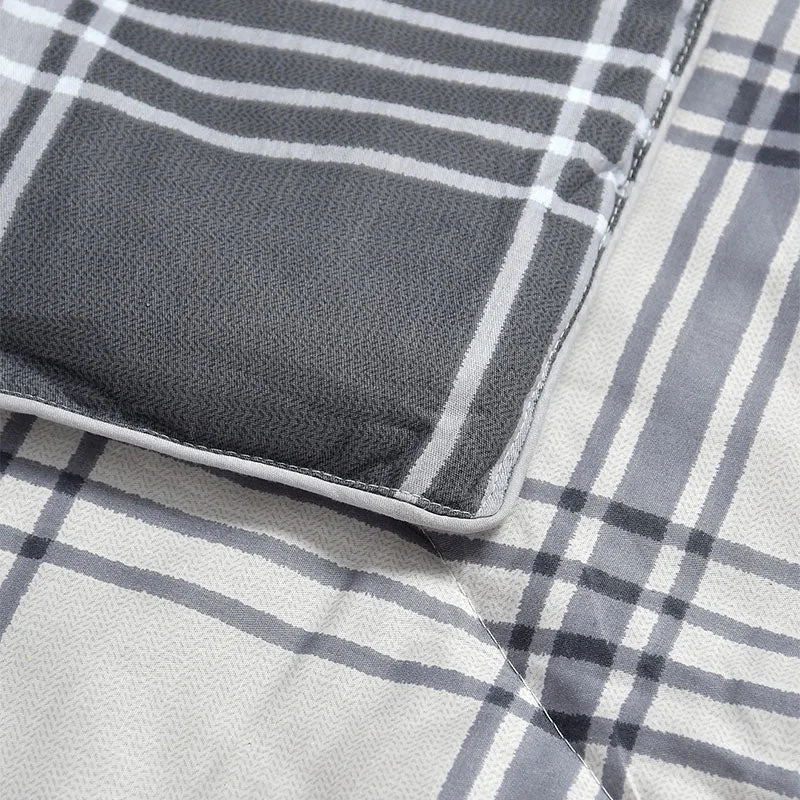 Shelly Geomatric Bedding Set media 6