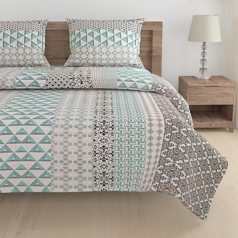 Swayam Zira Geometric Bedding Set media 1