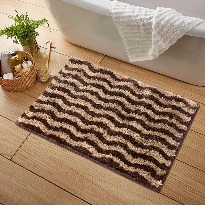 Sand Lines Microfiber Bath Mat media 1