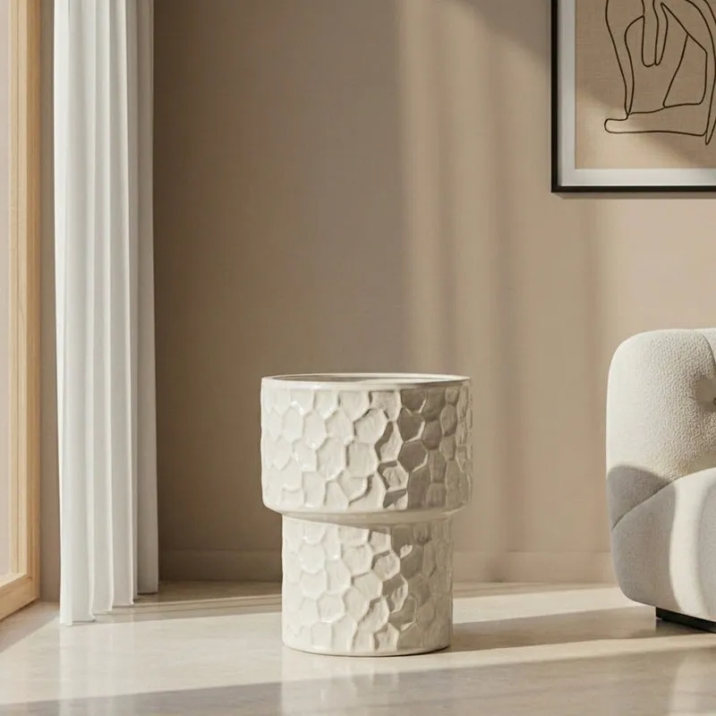 Peblora Floor Planter - White media 3