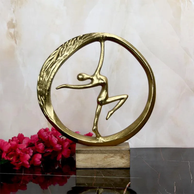 Dancing Loop Showpiece media 1