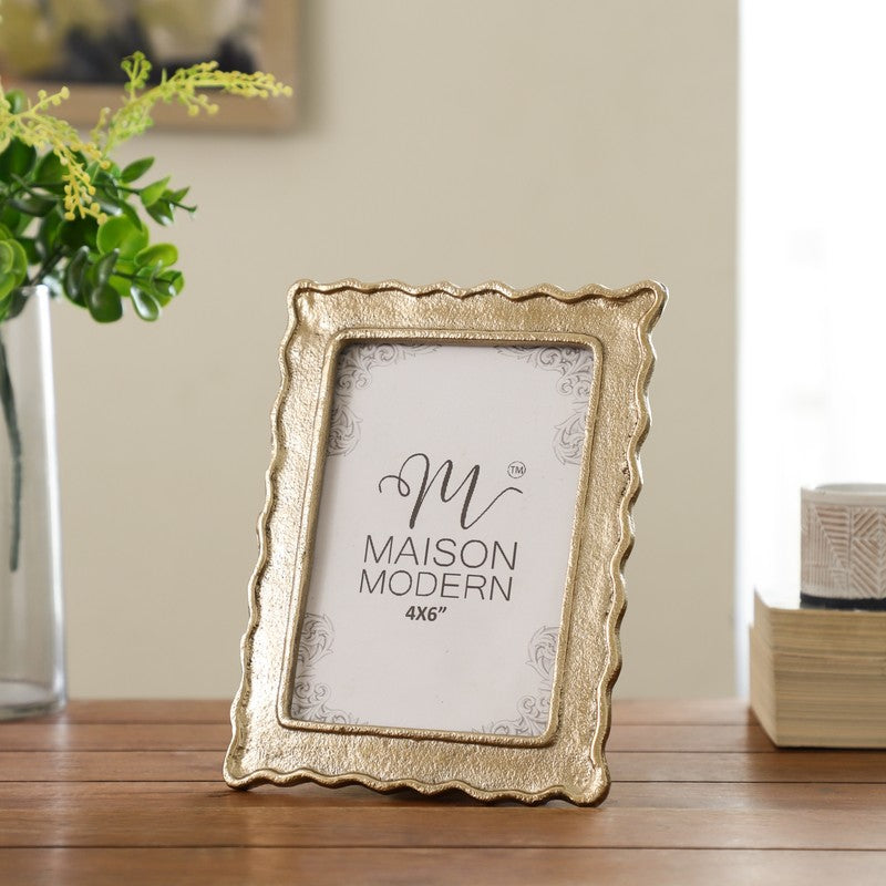 Glass · Aluminium · MDF