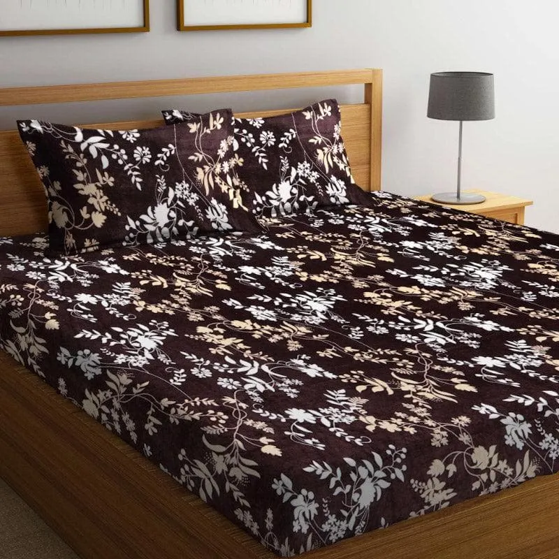 Floral Mirage Warm PolyCotton Bedsheet - 150 GSM media 4