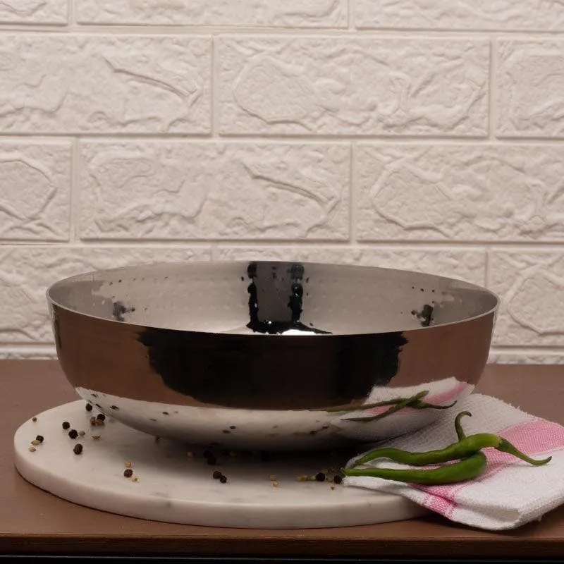 Vintage Charm Hammered Mixing Bowl - 4100 mL media 1