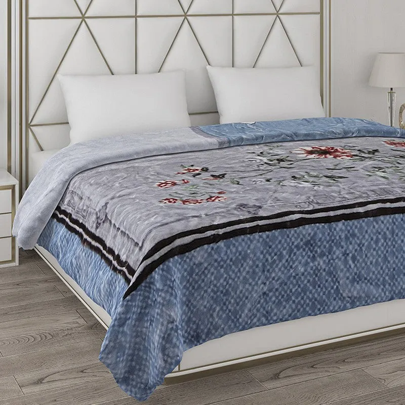 Monte Carlo Serene Land Blanket - 850 GSM media 4