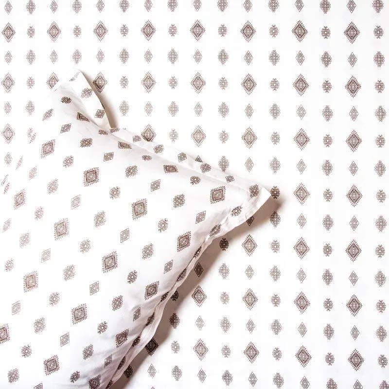 Swayam White Divinity Cotton Bedsheet - 210 TC media 4