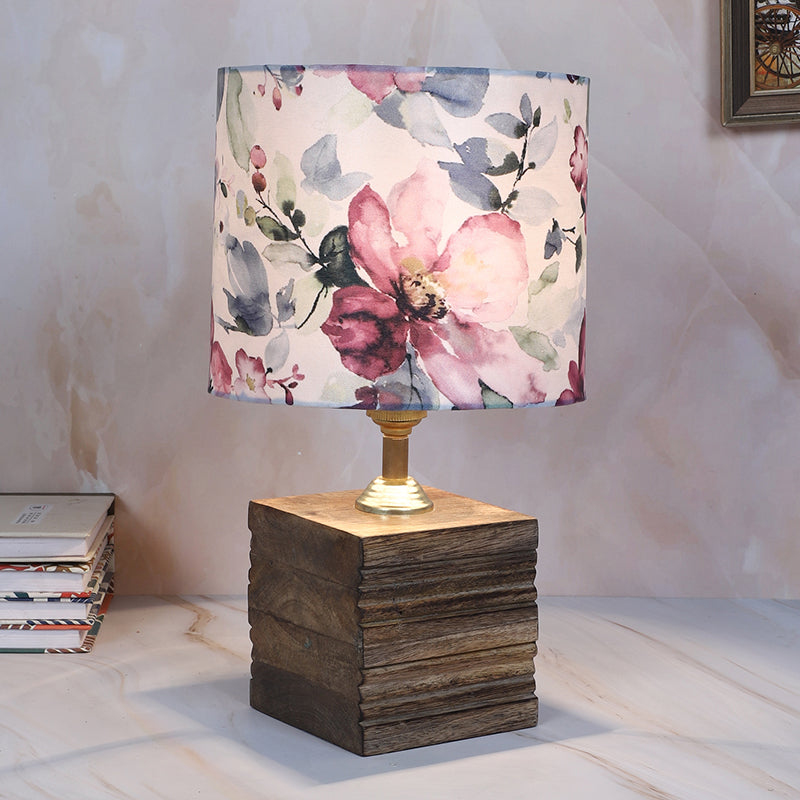 Lumikko Cube Printed Mango Wood Table Lamp - Multicolor