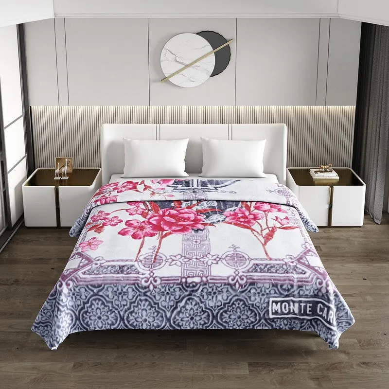 Monte Carlo Petal Cascade Blanket - 850 GSM media 3