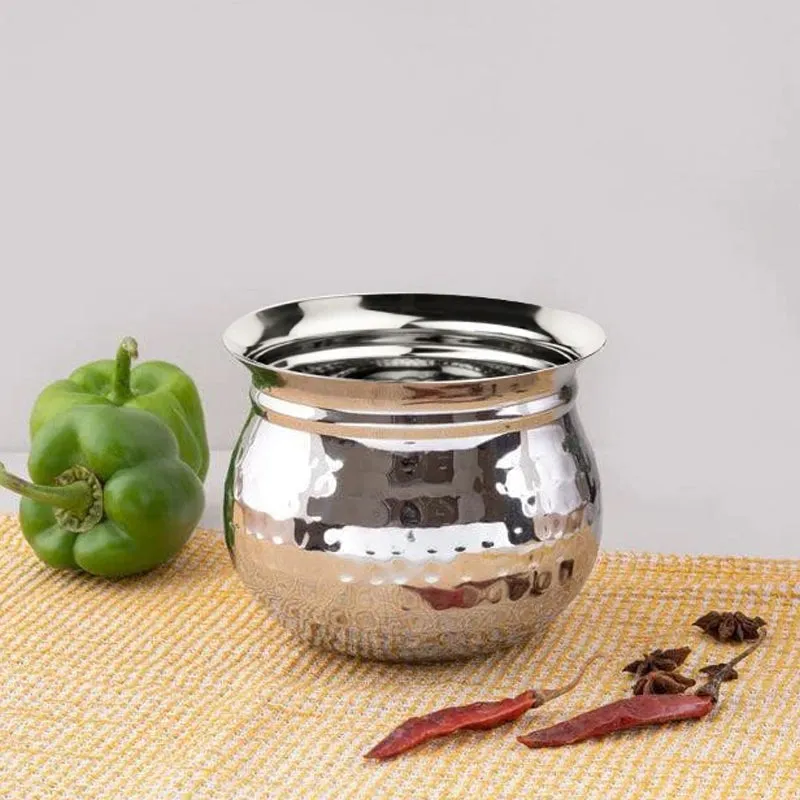 Vintage Charm Hammered Madrasi Handi - 800 mL media 4
