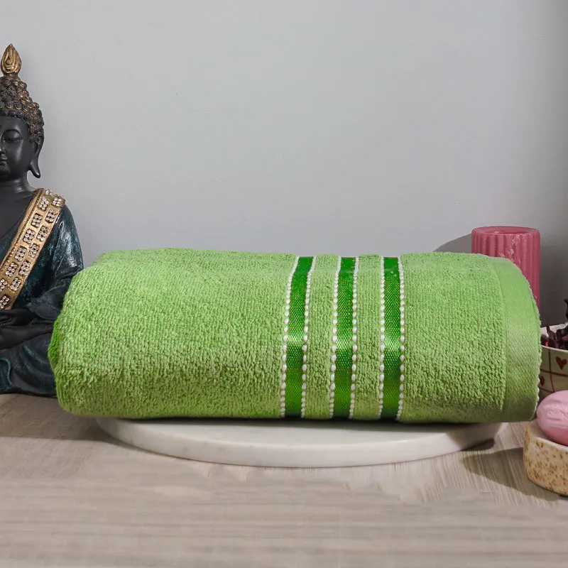 Micro Cotton LuxeDry Comfort Solid Bath Towel - Green media 3