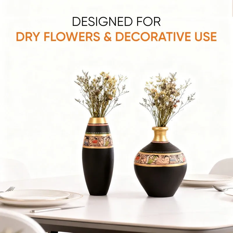 Machumu Tribal Terracotta Vase - Set Of Two media 3
