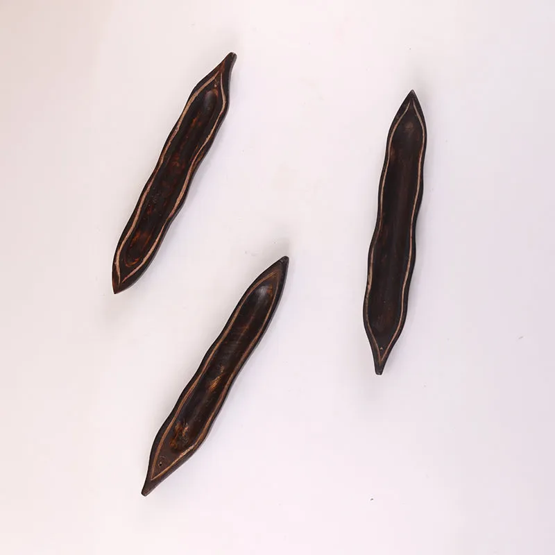 Saveri Ceramic Incense Holder media 4