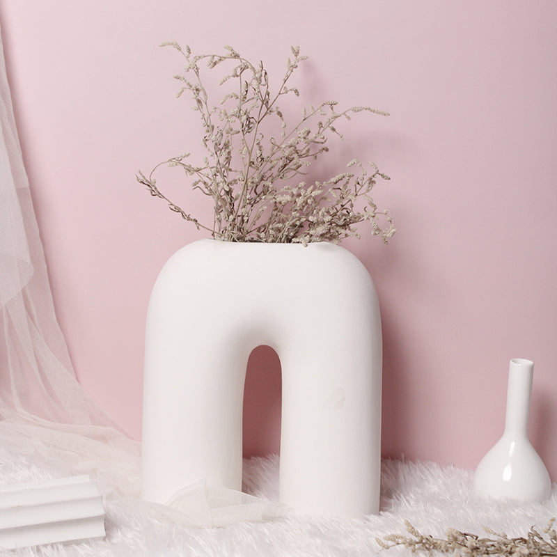 Corrado Ceramic Vase - White media 4