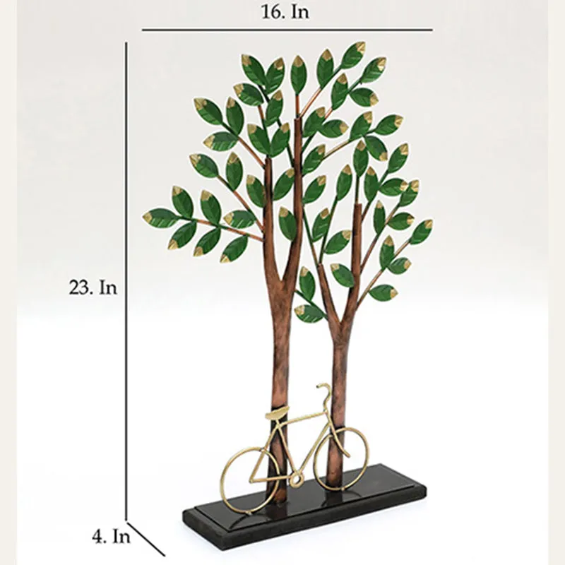 Callum Tree Showpiece media 4